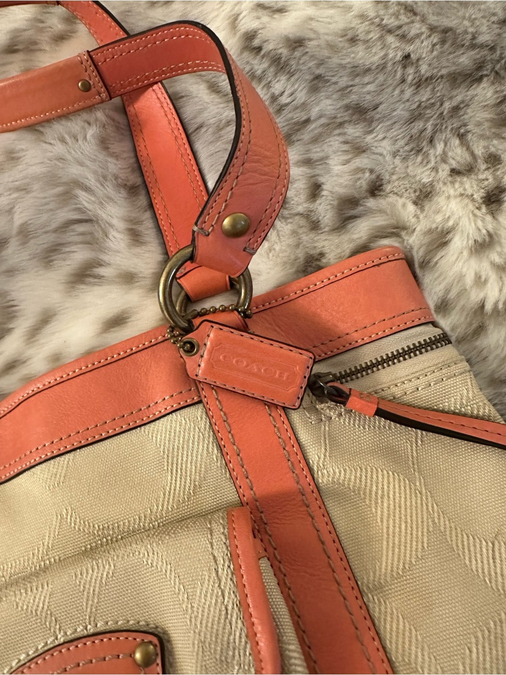 Coach GIGI LEGACY TOTE - Beige and Coral Leather-Trim - Picture 3 of 7